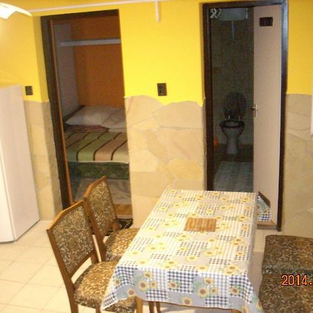 Kelemen Apartmanok Abádszalók Esterno foto
