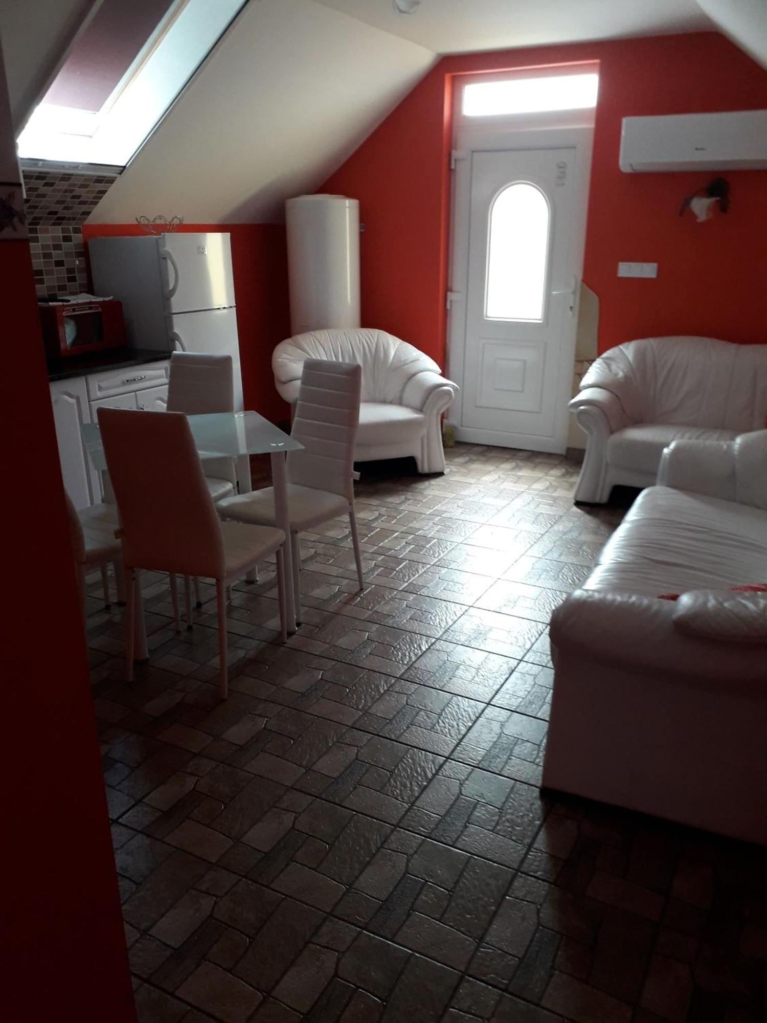 Kelemen Apartmanok Abádszalók Esterno foto