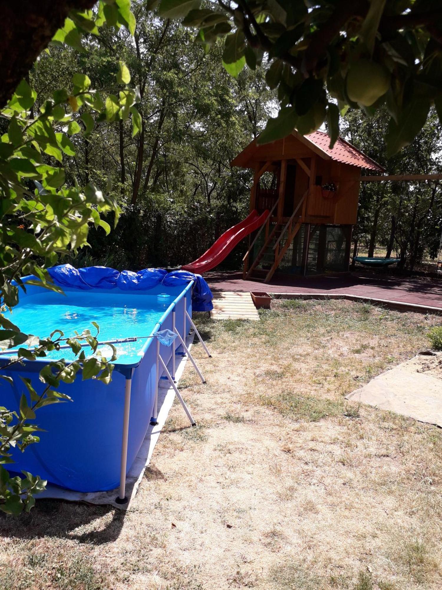 Kelemen Apartmanok Abádszalók Esterno foto