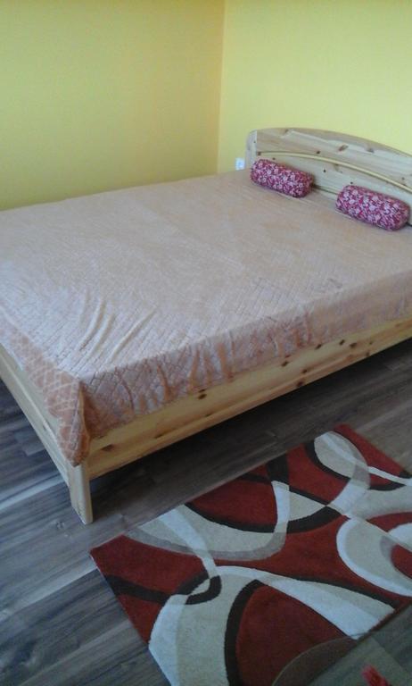 Kelemen Apartmanok Abádszalók Esterno foto