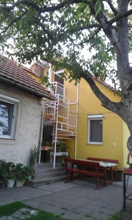 Kelemen Apartmanok Abádszalók Esterno foto